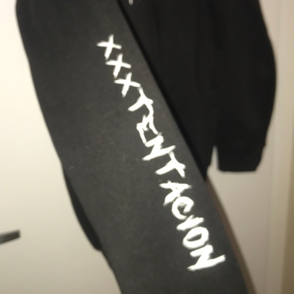 X HOODIE - Picture 3 of 3